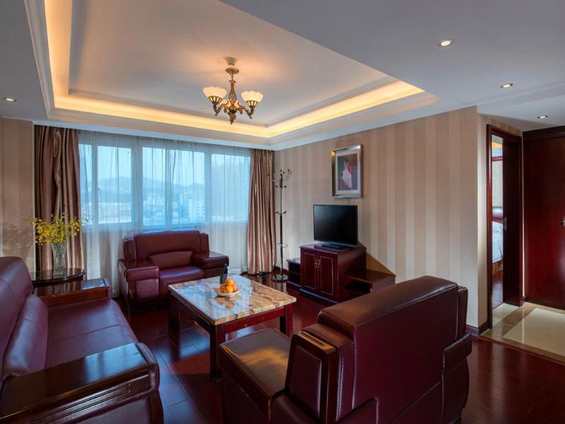 Vienna Hotel Shenzhen Fenghuang Road Buitenkant foto